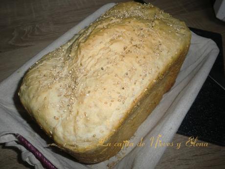 Pan de molde con semillas y miel