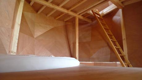 Un curioso refugio en forma de búho en el que puedes pasar una noche Cabala Buho 05