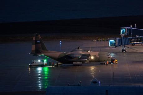 EVACUACIÓN SANITARIA DE UN INTEGRANTE DE LA BASE ORCADAS REALIZADA CON UN VUELO DE TWIN OTTER EN FORMA SATISFACTORIA EVACUACIÓN SANITARIA DE UN INTEGRANTE DE LA BASE ORCADAS REALIZADA CON UN VUELO DE TWIN OTTER EN FORMA SATISFACTORIA