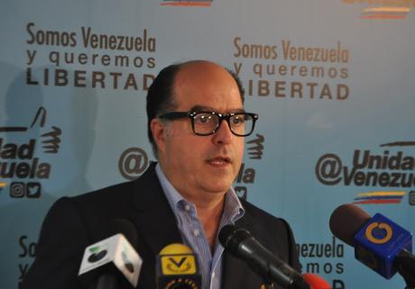 Julio Borges: Nicolás Maduro sabe que lo derrotó el pueblo