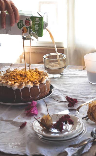 TARTA DE ALMENDRAS Y CARAMELO SIN HORNO