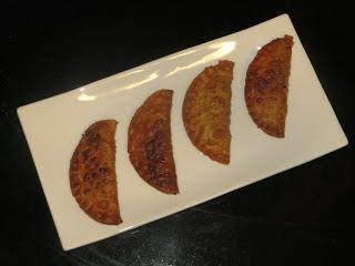 EMPANADILLAS DE CARNE PICADA Y ACEITUNAS