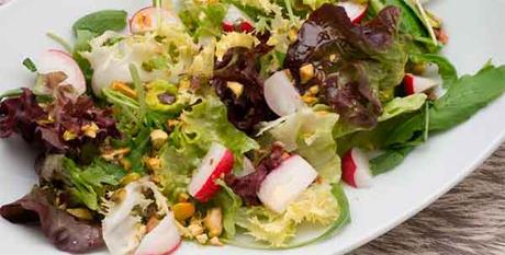 3 Ensaladas para adelgazar ensalada rábanos y manzana