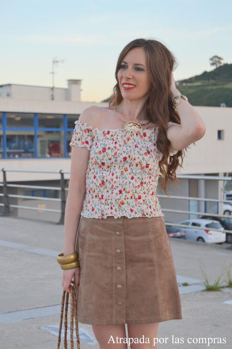 TOP DE FLORES OFF SHOULDERS