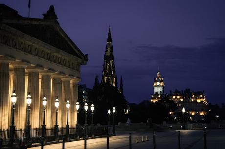 Imprescindibles en tu visita a Escocia (y 18). Edimburgo visto por la noche. Un cuento de hadas escocés Imprescindibles en tu visita a Escocia (y 18). Edimburgo visto por la noche. Un cuento de hadas escocés
