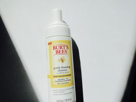 Gentle Foaming Cleanser de Jalea Real de Burt's Bees, limpieza de reinas.