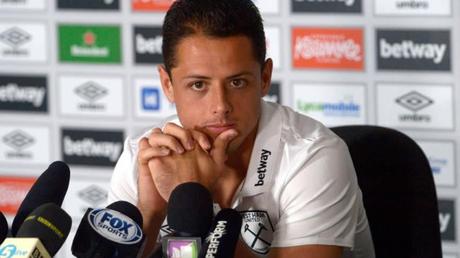 Chicharito no esta de acuerdo con las críticas a Vela y a Jonas Dos Santos Chicharito no esta de acuerdo con las críticas a Vela y a Jonas Dos Santos
