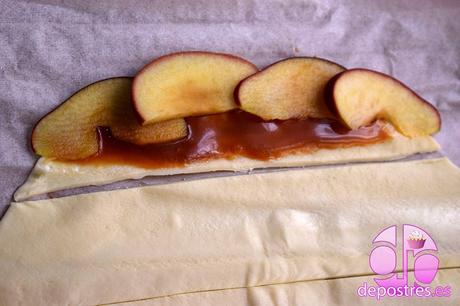 PASTEL DE MANZANA CON FORMA DE ROSA