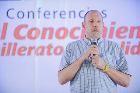 Si no somos tontos, por qué no aprendemos? Si no somos tontos, por qué no aprendemos?