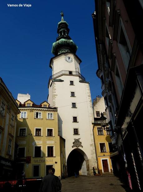 BRATISLAVA. Un paseo express por la capital de Eslovaquia. Que ver en Bratislava.