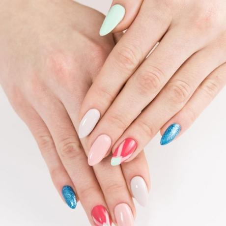 Uñas veraniegas con Semilac Uñas veraniegas con Semilac