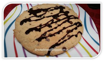 Galleta gigante con pepitas de chocolate