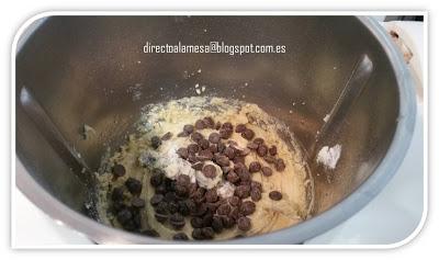 Galleta gigante con pepitas de chocolate