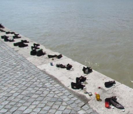 Los zapatos del Danubio