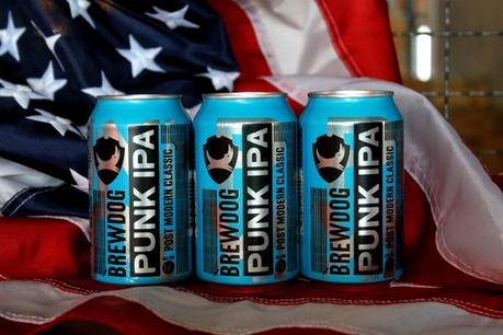 Esta marca de cerveza quiere reemplazar el muro de Trump por una barra de bar Esta marca de cerveza quiere reemplazar el muro de Trump por una barra de bar