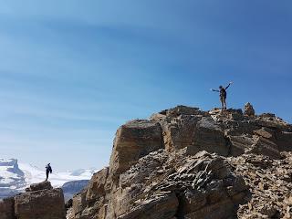 SENDERISMO EN LAKE LOUISE: CROWFOOT MOUNTAIN 2668 m