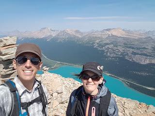 SENDERISMO EN LAKE LOUISE: CROWFOOT MOUNTAIN 2668 m