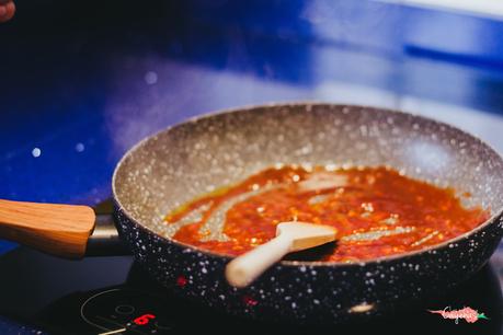 Pollo frito picante - 양념통닭 Pollo frito picante - 양념통닭