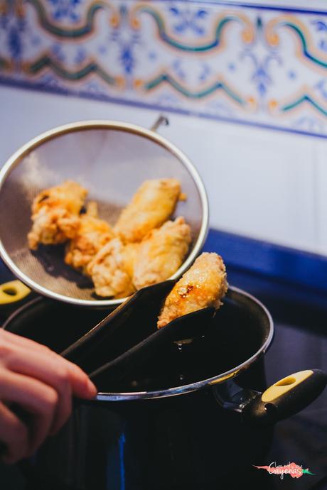 Pollo frito picante - 양념통닭 Pollo frito picante - 양념통닭