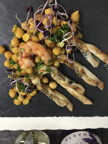 Garbanzos Al Azafrán Con Navajas Garbanzos Al Azafrán Con Navajas