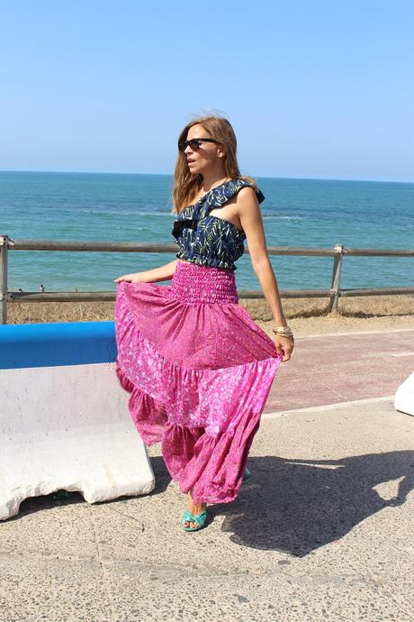 falda larga y croptop falda larga y croptop