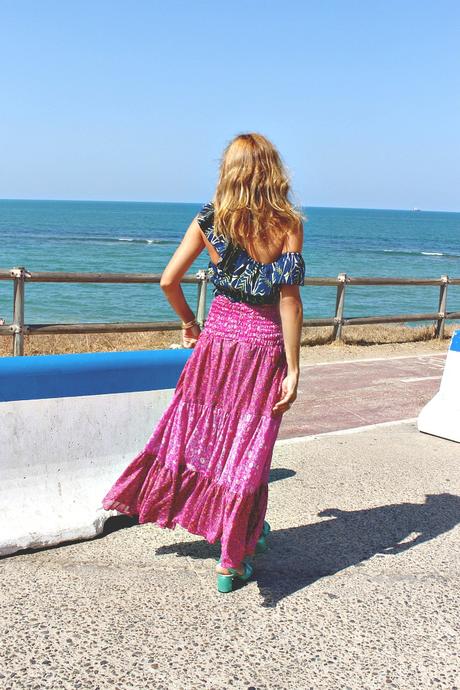 falda larga y croptop falda larga y croptop