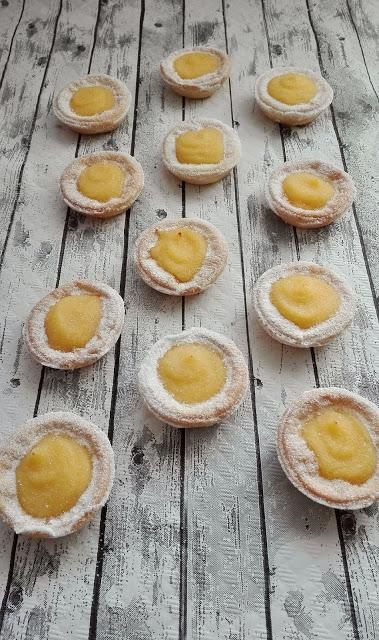 PASTELITOS DE LEMON CURD