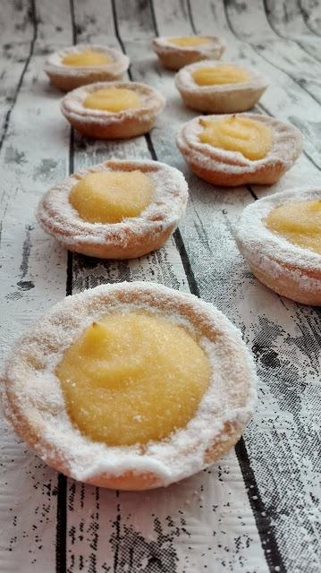 PASTELITOS DE LEMON CURD