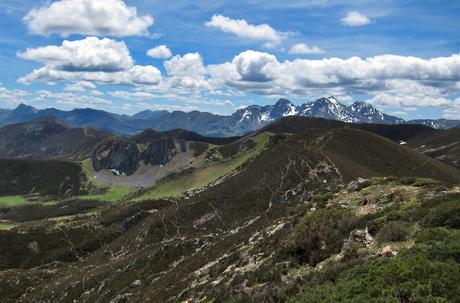 Pico Montoviu desde Tarna por el Cordal de la Bolera