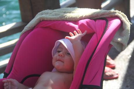 Vacaciones Parte 1. El primer viaje de Isabel a la playa Vacaciones Parte 1. El primer viaje de Isabel a la playa