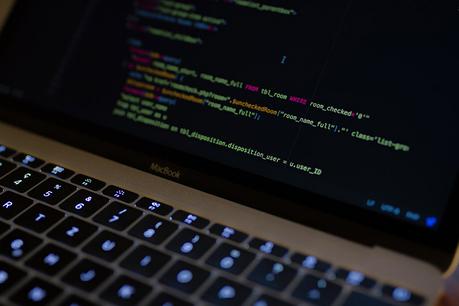 Por qué debes contratar a una agencia de diseño web profesional Por qué debes contratar a una agencia de diseño web profesional