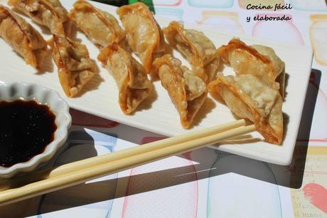 GYOZAS FRITAS DE CERDO Y LANGOSTINOS