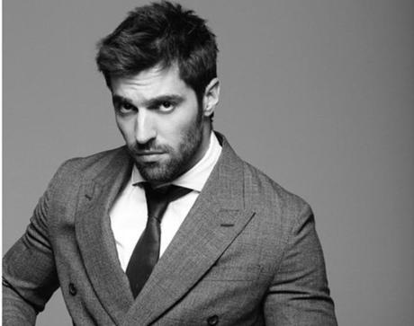 Osvaldo de León protagonizará remake de “Esmeralda” Osvaldo de León protagonizará remake de “Esmeralda”