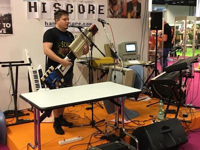 Crónica de la zona retro en Gamescom 2017: el 'homebrew' español vuelve a brillar con luz propia