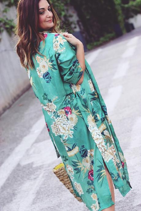 Como combinar un kimono largo Como combinar un kimono largo