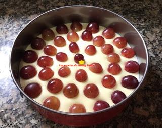 TARTA DE QUESO Y UVA MOSCATEL