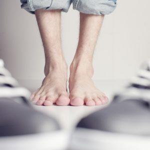 ¿Tienes los pies cavos? Utiliza plantillas para los pies para aliviar el dolor.