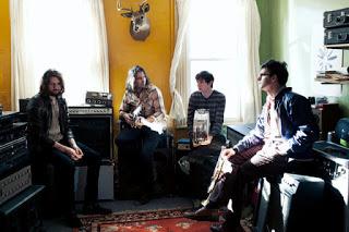 The War on Drugs - Strangest Thing (Live on Kexp) (2017) The War on Drugs - Strangest Thing (Live on Kexp) (2017)