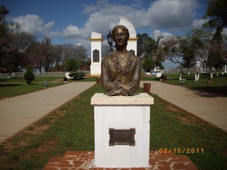 Una plaza sanmartiniana