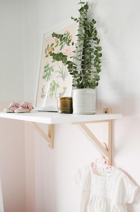 ¿Te animas a decorar una baby room con eucalipto? mira que maravilla