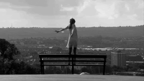 Por qué viajar me devuelve a la adolescencia disfrutando-banco