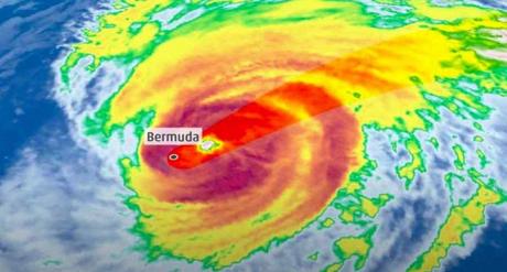 Huracán Irma pasa sobre Barbuda y la isla queda en silencio.