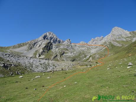 PEÑA UBIÑA por la ARISTA NORTE y CANAL DE LA FANA : Ruta desde TUIZA DE ARRIBA Ruta Peña Ubiña por la Arista Norte: Vega de Meicín