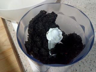 CROQUETAS DE CHOCO CON MAYONESA DE AJO NEGRO CROQUETAS DE CHOCO CON MAYONESA DE AJO NEGRO