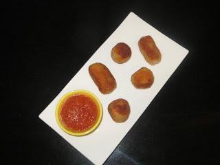 CROQUETAS DE JAMÓN Y ACEITUNAS