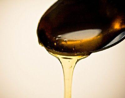 ¿Que hace la miel en el cabello?