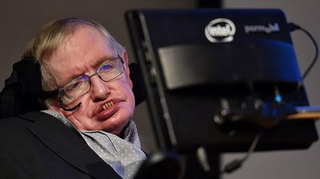 Stephen Hawking: La humanidad tendrá que abandonar la Tierra en los siguientes 100 años