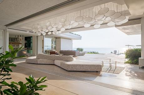 Residencia Minimalista sobre el Mar, en Mounsef Residencia Minimalista sobre el Mar, en Mounsef