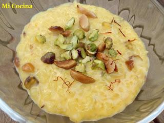 KHEER (ARROZ CON LECHE, RECETA DE INDIA) CON ALMENDRAS, PISTACHOS, CARDAMOMO Y AZAFRAN