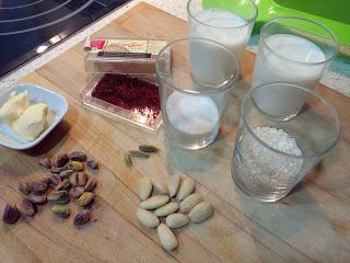 KHEER (ARROZ CON LECHE, RECETA DE INDIA) CON ALMENDRAS, PISTACHOS, CARDAMOMO Y AZAFRAN